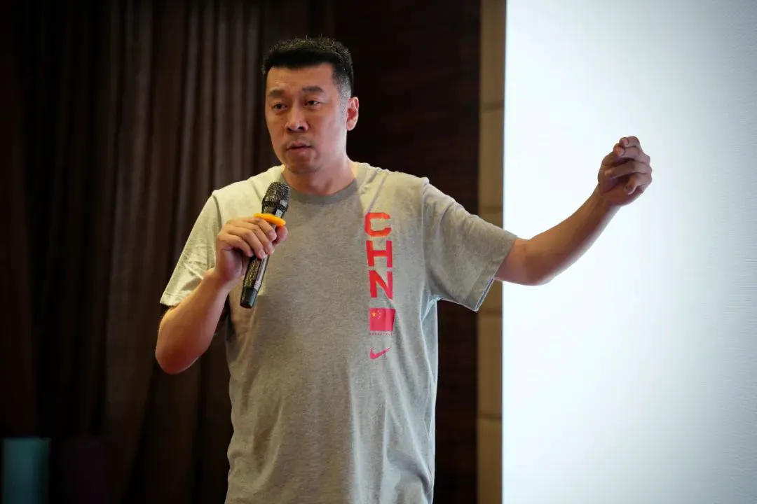 篮球一周训练计划安排表格_1